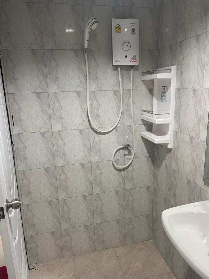 Happy Apple Guesthouse パッタヤー エクステリア 写真