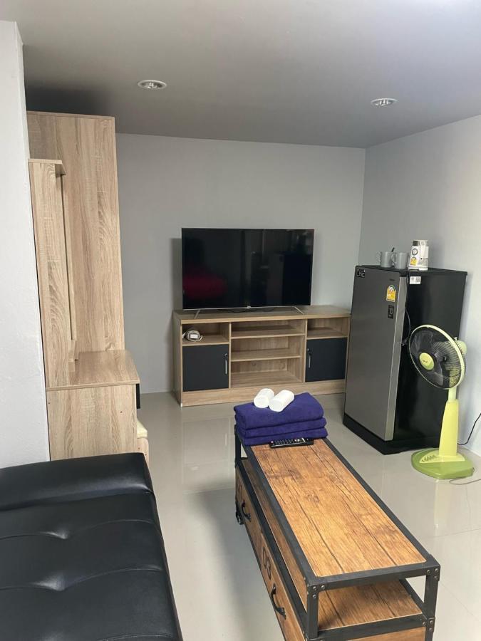 Happy Apple Guesthouse パッタヤー エクステリア 写真